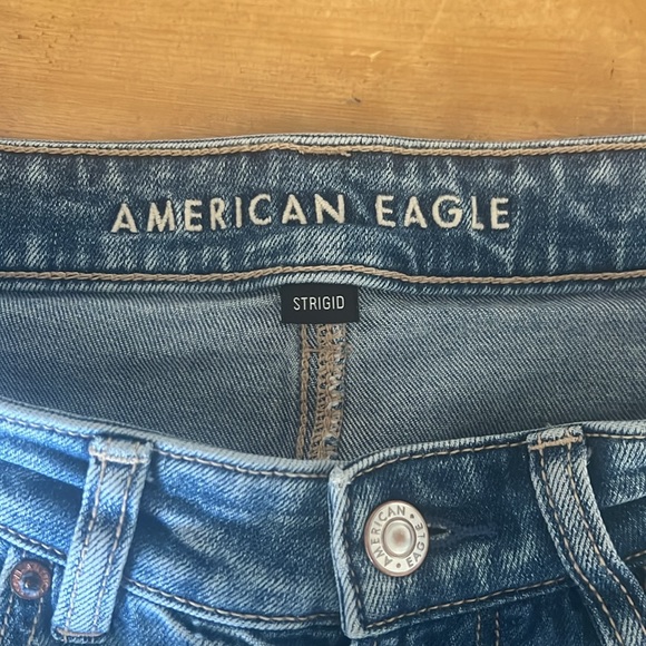 American Eagle Mom Jean, medium blue, 4 short - Picture 5 of 5